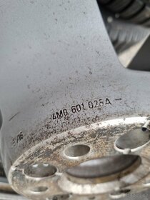 ALU orig.AUDI Q7-4M0601025A - 255/60 R18 108H AO Good year - 9