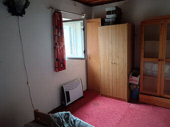 Zděná chata u řeky Sázavy, možno bydlet celoročně - 9