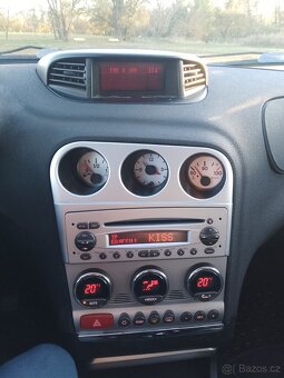 Alfa Romeo 156 kombi 2.4jtd 10v - 9