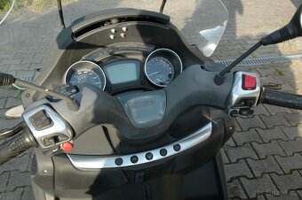 Piaggio MP3 500 Business - 9