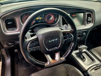 Dodge charger 6.2 hemi srt Hellcat 527kw, DPH, ČR - 9