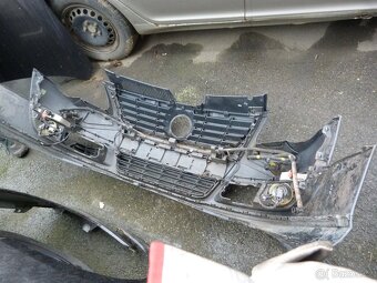 VW Passat B6 kombi světla xenony, nárazník,kapota, zrcátka - 9
