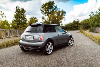 Mini Cooper S JCW R53 - 9