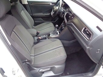 VW T-roc 1,6 TDI COMFORTLINE - 1563 - 9