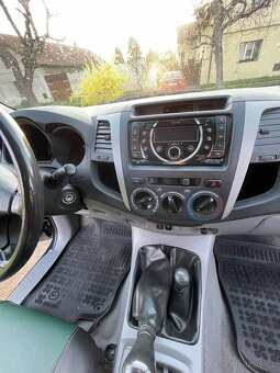 Toyota Hilux 2.5 D-4D 4x4 (2008) - odpočet DPH - 9