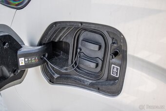 Opel Zafira Life e 75 kWh M Business Elegance - 9