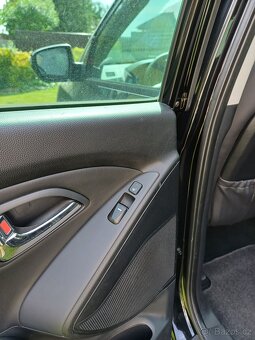 Hyundai iX35, 2.0 CRDi, 4x4 - 9