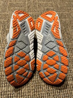 7x Dámské běžecké sportovní boty Hoka - 9