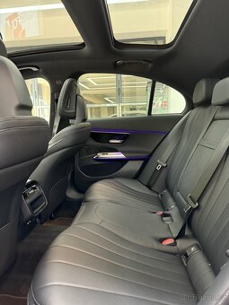 Mercedes-Benz Třídy E, E 450 4M, záruka 05/27, PANO, odp.DPH - 9