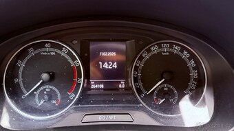 Škoda Rapid 1.0 TSI 81kW,r.2017,Full LED,historie - 9