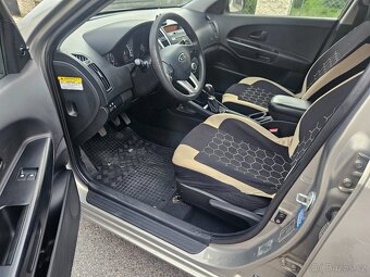 Kia Ceed 2011 1.4 77kw - 9