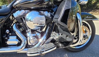 Harley Davidson Electra Glide Ultra Limited FLHTK - 9