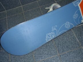 KRÁSNÝ DÍVČÍ SNOWBOARD FTWO GIPSY 147 CM+VÁZÁNÍ MONDO - 9