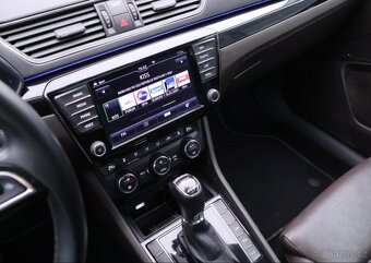 škoda Superb L&K, 2.0TDI 140kW přenechám - 9
