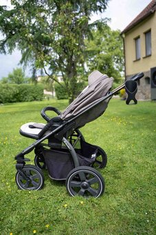 Sportovní kočárek X-lander X-Move + vajíčko a isofix - 9