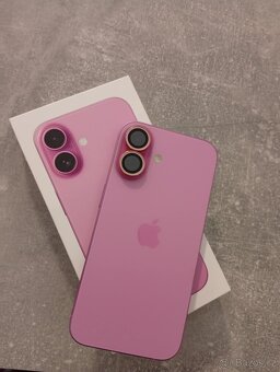Prodám IPhone 16 128GB - 9