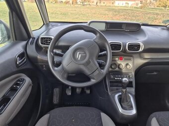 Prodám Citroën C3 Picasso 1.6i 88kW - KLIMATIZACE - 9