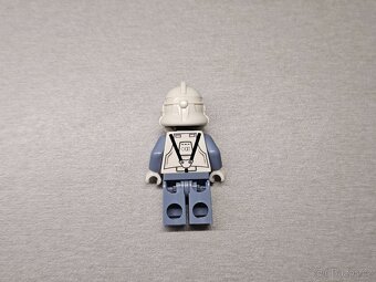 LEGO Star Wars 6205 V-wing Fighter rok 2006 - 9