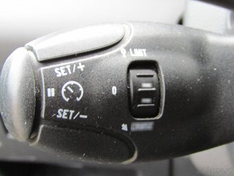 Peugeot 308 1.6 HDi , 88 kW nafta, 2012 - 9