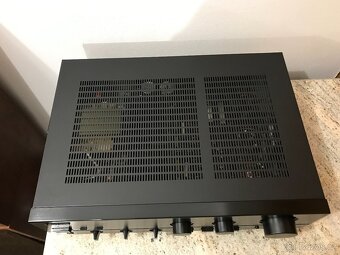 Pioneer A-445 Top stav - 9