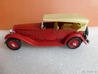 modely aut 1:43 10. - 9