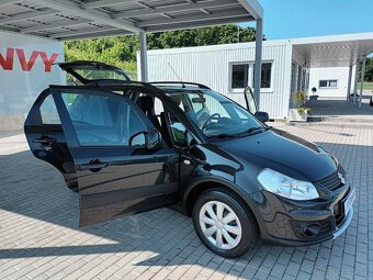 Suzuki SX4 1,6 i,4x4,KLIMA,KOLA,VÝHŘEV - 9