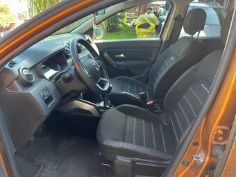 Dacia Duster, 1,0TCe,Prestige,CZ,1.maj.servis - 9