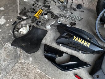Díly Yamaha Yzf r125 - 9