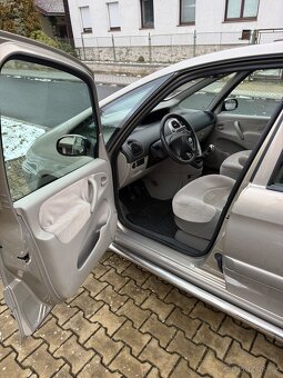 Citroen xsara picasso - 9