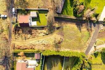 Prodej stavebního pozemku 1738 m2 - 9