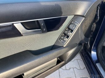 MERCEDES BENZ C220CDi W204 rok 2013 FACELIFT - 9