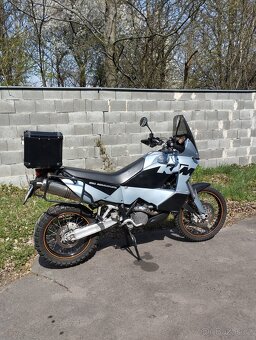 KTM 950 Adventure - 9