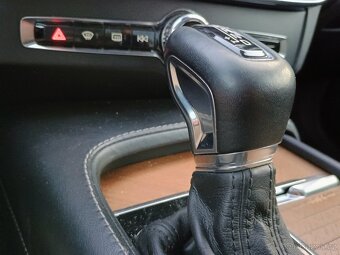 S90 2.0 D3 INSCRIPTION 02/2019 - 9