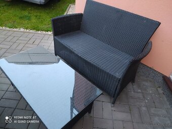 ZAHRADNÍ - TERASOVÝ SET - 4ks zánovní - 9