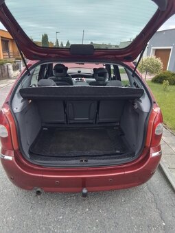 Citroen Xsara Picaso 1.6 i, Senzory, 2.Majitel, Tažné - 9