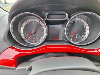 Opel Adam 1.2i,51kw Twinport Ecotec - 9