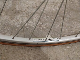 Favorit s komponenty SHIMANO - 9