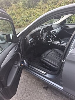BMW 530d XDrive - 9