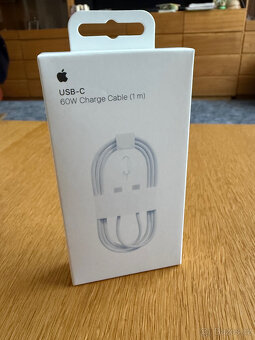 iPhone 15 PRO MAX 256 GB - Top stav - 100% kondice baterie - 9