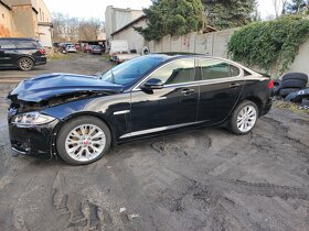 Jaguar XF 3.0 d - 9