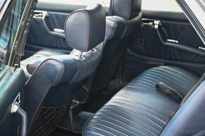 Mercedes-Benz W123 300D Turbodiesel US - 9