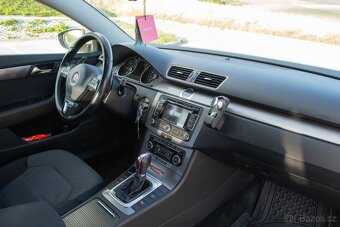 Volkswagen Passat B7 Combi 2.0 TDI DSG - 9