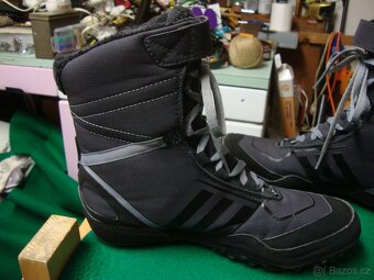 Zimní dámské boty Adidas LIBRIA WINTER BOOT CP PL W vel. 37 - 9
