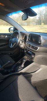 HYUNDAI TUCSON 1.6 T-GDI 130kW 4x4 – 1. majitel, TOP stav - 9