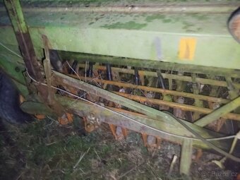 Amazone D8-40E sečka na nahradí díly - 9