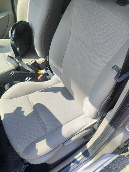 Renault Clio 1.2 rok 2008 - 9