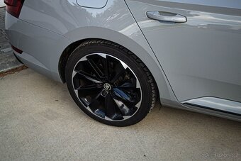 Škoda Superb Combi 2.0 TDI Sportline DSG - 9