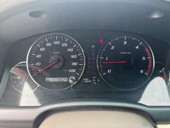 Toyota Land Cruiser 3.0D4-DČRLux+,179tkm, cena s DPH - 9