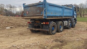 Mercedes Benz AXOR 3243, 8x4 třístranný sklápěč. - 9