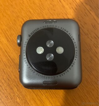 Apple Watch Series 3 42mm - 9